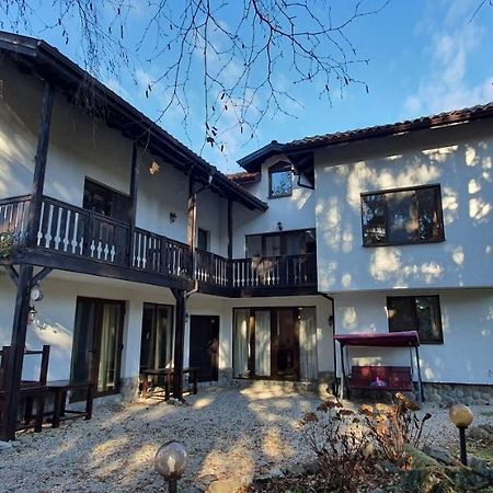 Guest House Ela Dolna Banya Exterior foto